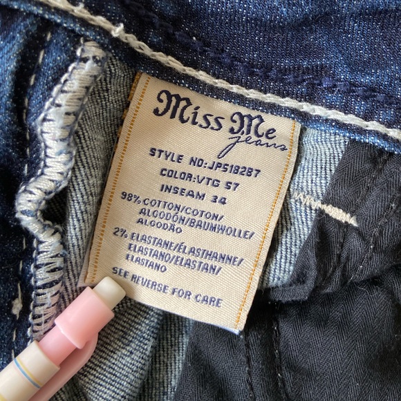 SOLD • Miss Me jeans - Picture 14 of 14
